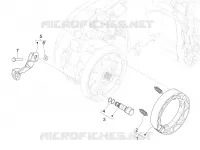 REM ACHTER - SCHOENEN